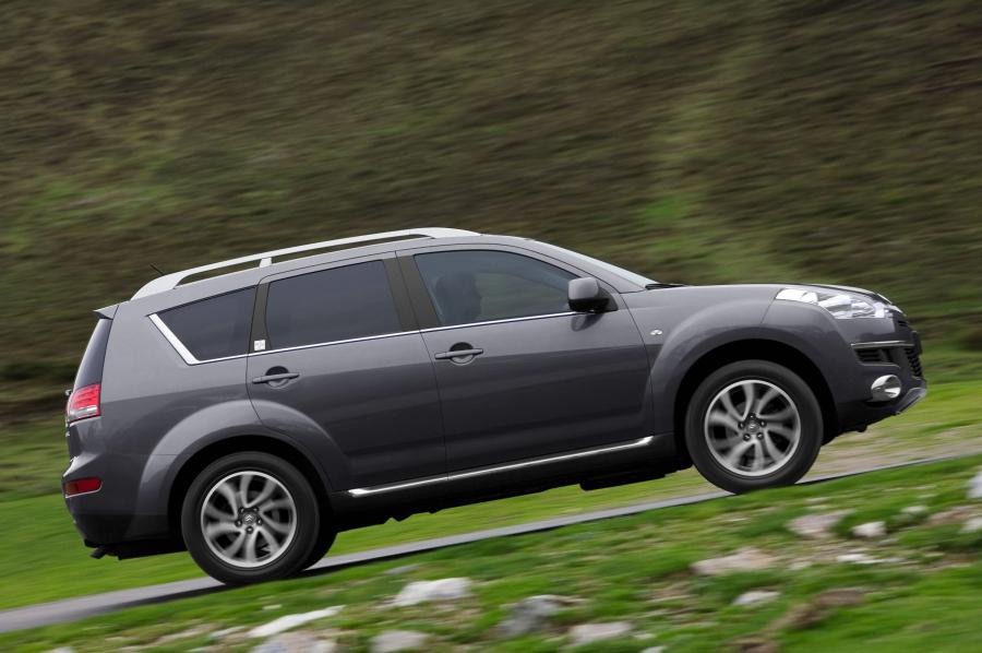  Citroen C-Crosser 2008 года  (фото 12 из 144)